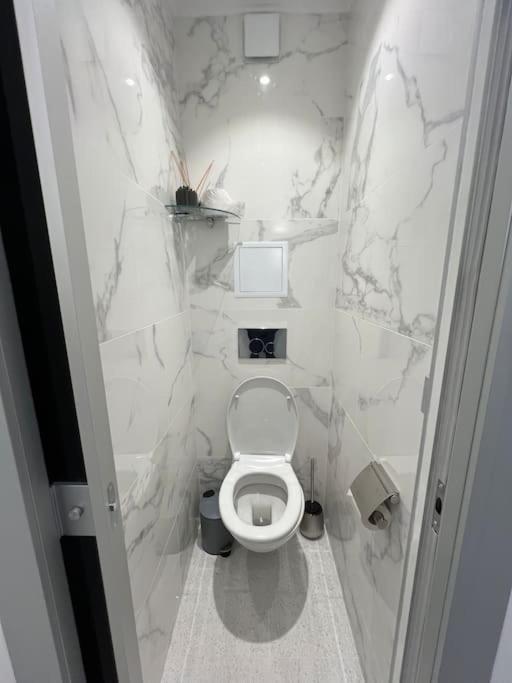 Joia Paris - Vaugirard Apartment Luaran gambar